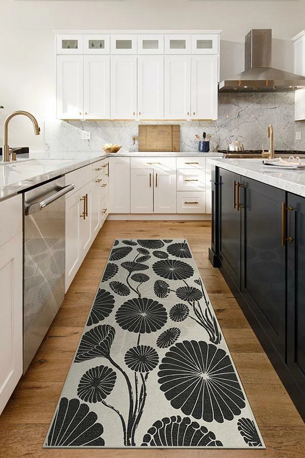 Best deal ๐ฏ Ruggable Cynthia Rowley Pompom Black & White Rug ๐ฅฐ - Image 8