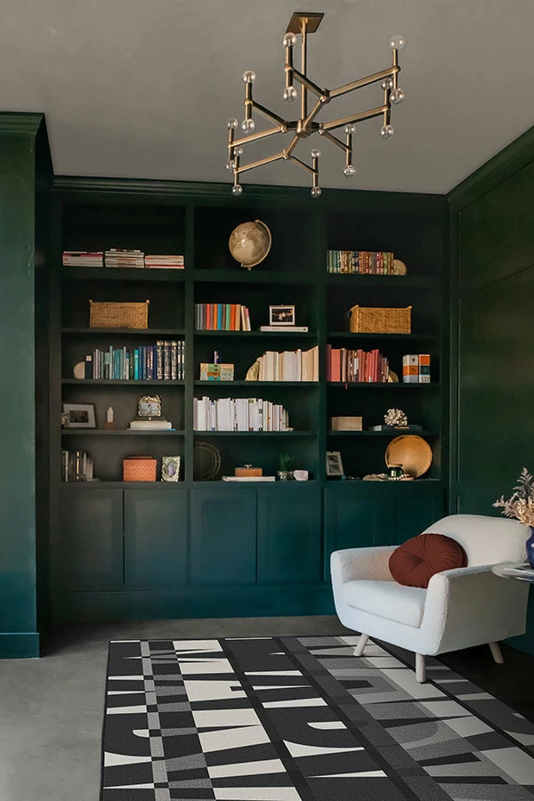 Brand new ๐ Ruggable Marvel Logo Black & White Rug ๐ฅ - Image 4